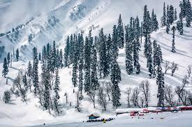 Luxury in Paradise: 7 Days of Opulence in Kashmir